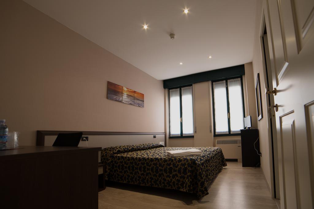 Locanda San Fiorenzo Fiorenzuola dʼArda المظهر الخارجي الصورة