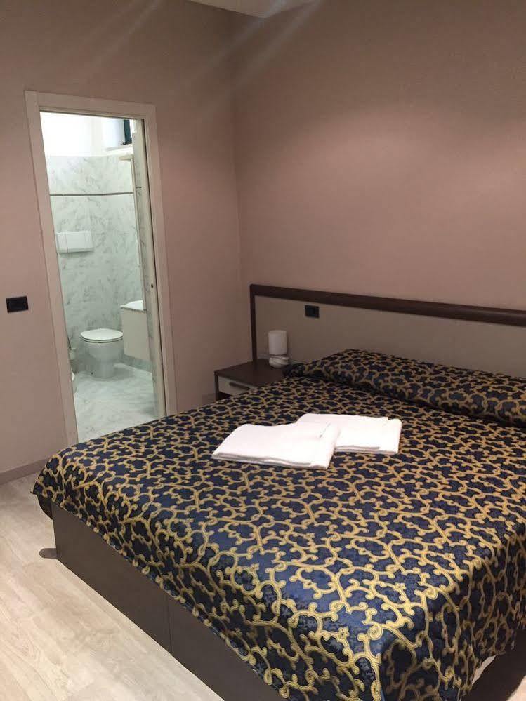 Locanda San Fiorenzo Fiorenzuola dʼArda المظهر الخارجي الصورة